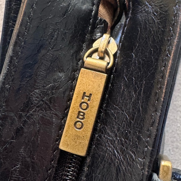 HOBO Black Leather Bow Shoulder Bag - Picture 5 of 8